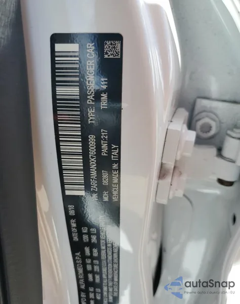 2019 Alfa Romeo Giulia from USA, damaged, VIN ZARFAMANXK7600999